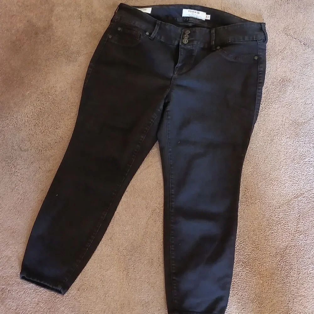 Torrid Black Denim Jegging
